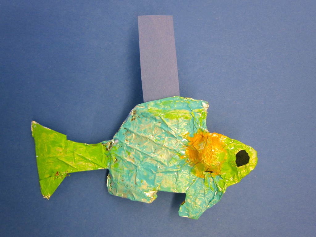 Grade 3/4: Tin Foil Fish | Art Here and There